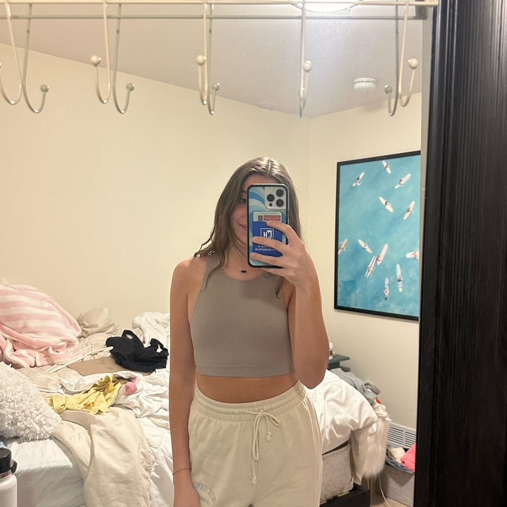 GARAGE XS CROP TOP 💋
